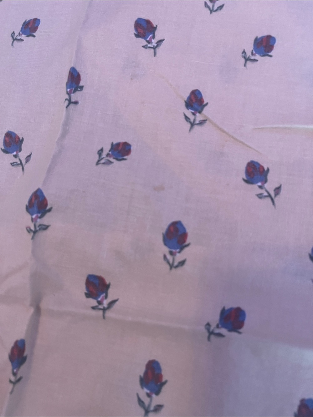 Vintage Set of 4 Floral Cotton Napkins - Picture 3 of 5